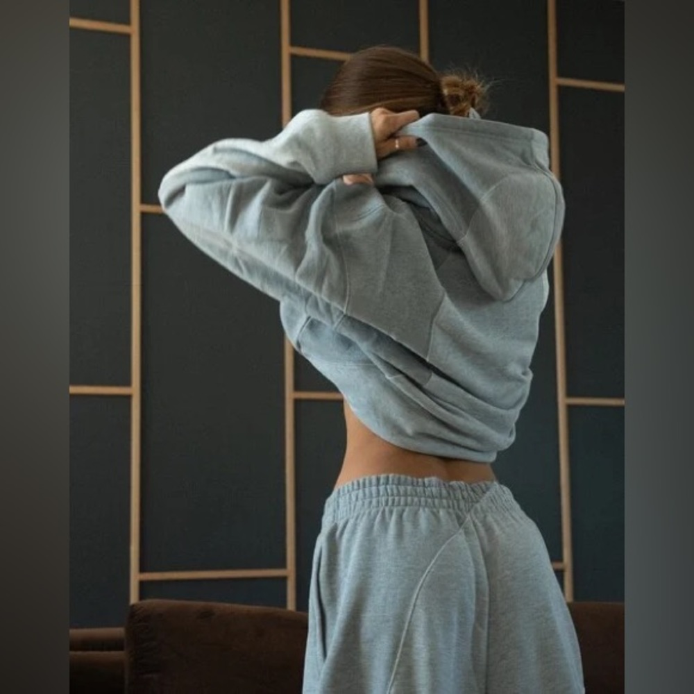 SET Alo Yoga Make Waves Sweatpants + Hoodie
